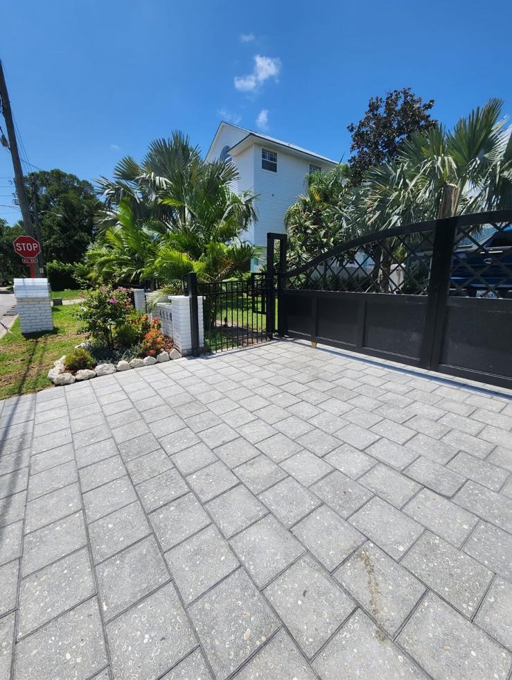 Commercial gate repair