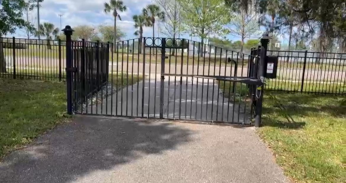 Electric gate repair